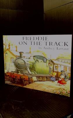Freddie On The Track