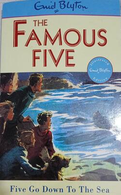 Famous Five: Five Go Down To The Sea