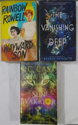 The Vanishing Deep, Sun Warrior: Tales Of A New World, Wayward Son: 2 (Simon Snow, 2) :- Pack Of 3 Books
