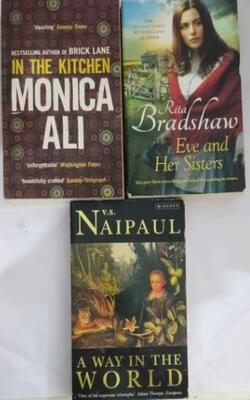 EVE AND HER SISTERS, A WAY IN THE WORLD, In The Kitchen :- Pack Of 3 Books
