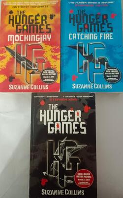 Mockingjay (Hunger Games), The Hunger Games, Catching Fire (Hunger Games)
