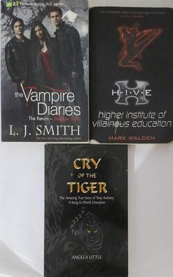 H.I.V.E.: Higher Institute Of Villainous Education , Cry Of The Tiger, Shadow Souls:- Pack Of 3 Books