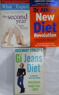 Dr. Atkins New Diet Revolution, Rosemary Conleys GI Jeans Diet, What To Expect: The Second Year :- Pack Of 3 Books